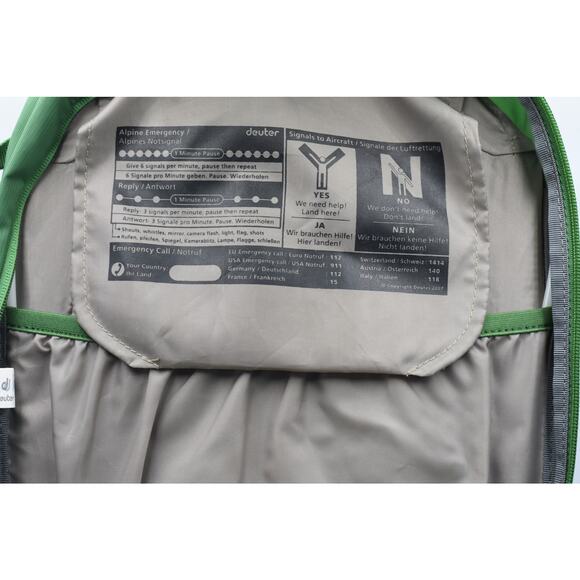 Deuter Trail 24 SL Hiking Backpack GREEN - Picture 7 of 11